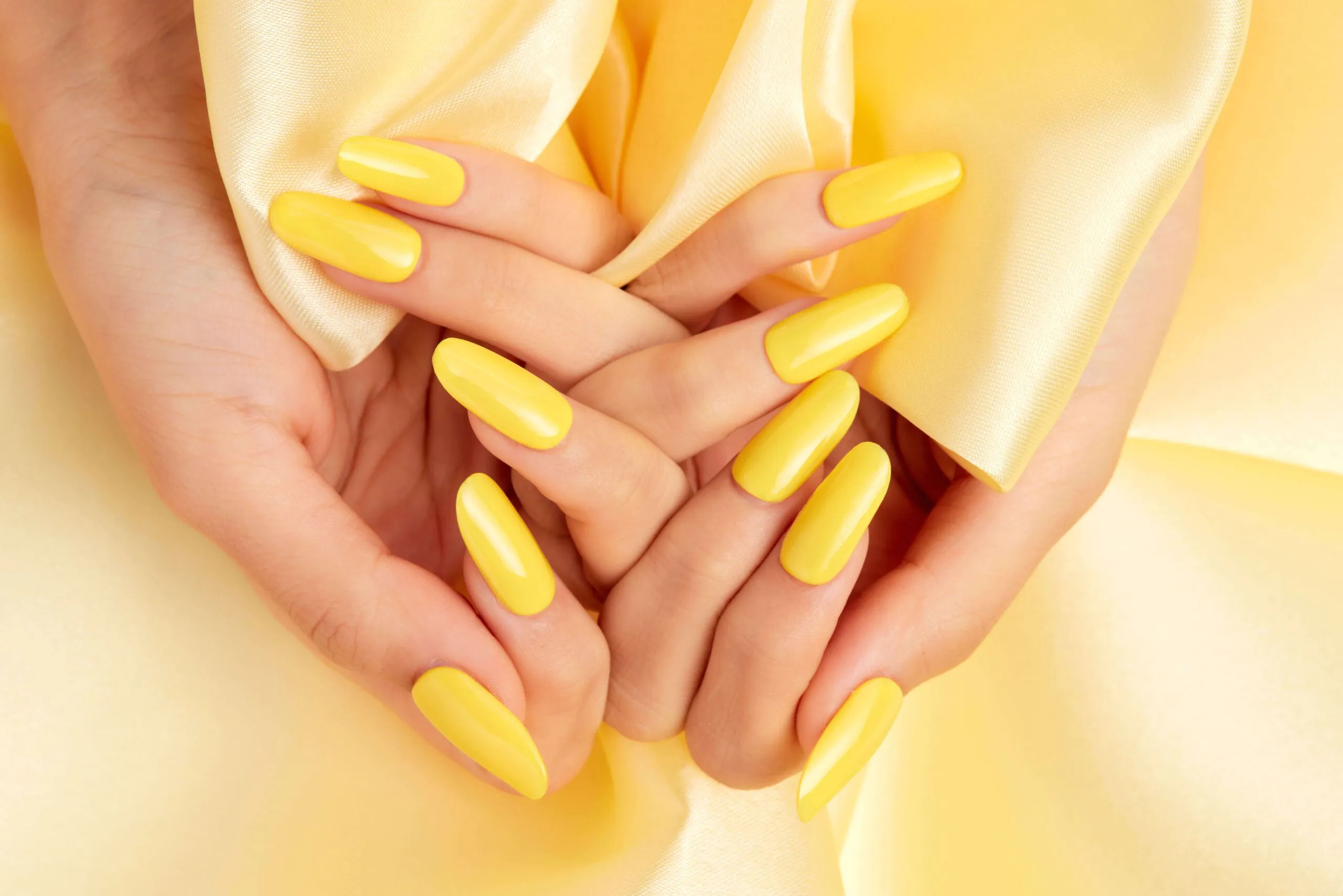 Detailed work and trendy looks at nail salon 92345.